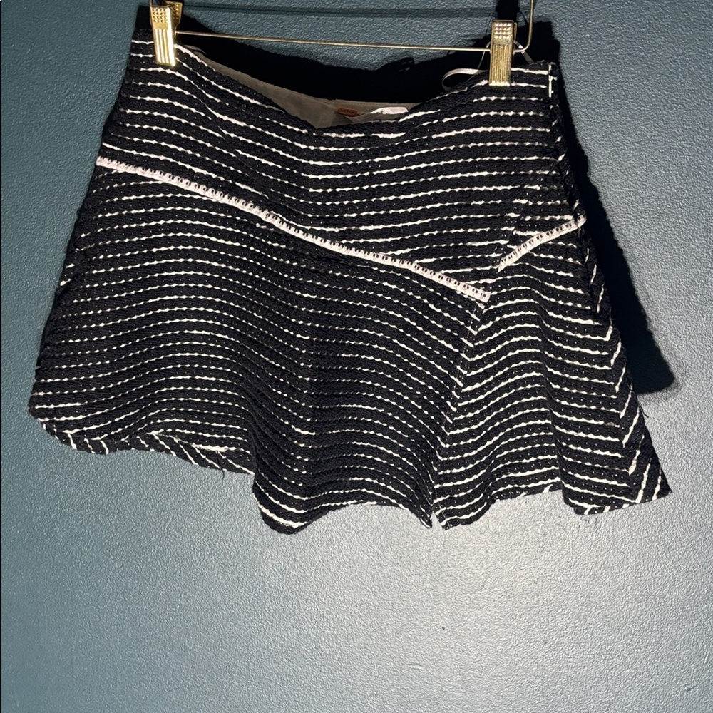 Free People Women’s Bento Black/White Woven Stripe Mini Faux Wrap Skirt Size 6